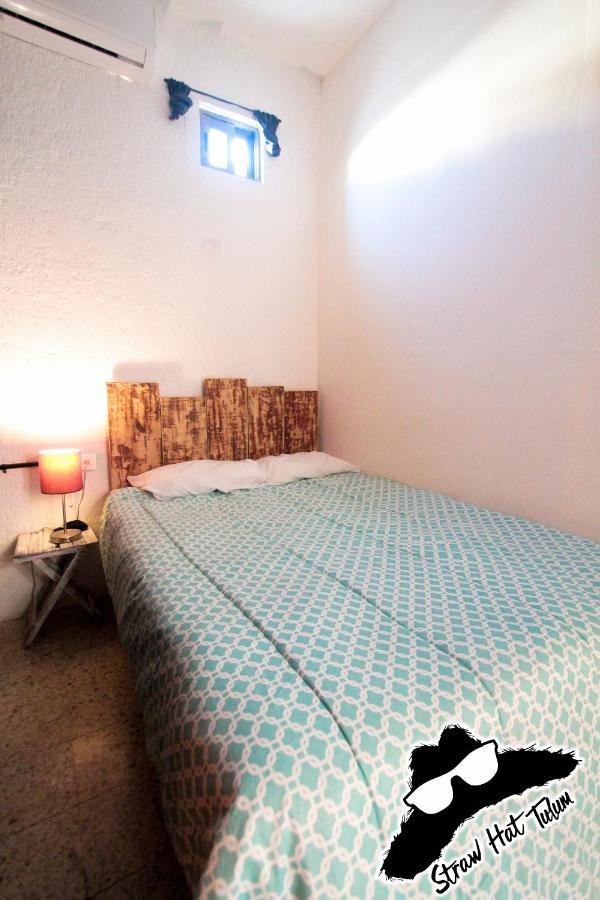 Straw Hat Hostel & Rooftop Bar Тулум Екстериор снимка