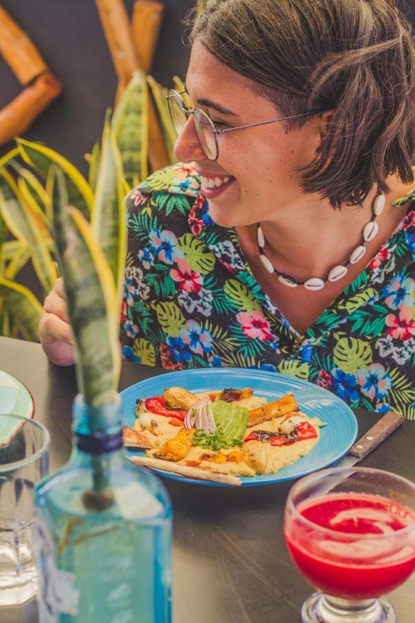Straw Hat Hostel & Rooftop Bar Тулум Екстериор снимка