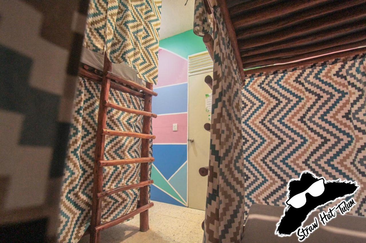 Straw Hat Hostel & Rooftop Bar Тулум Екстериор снимка