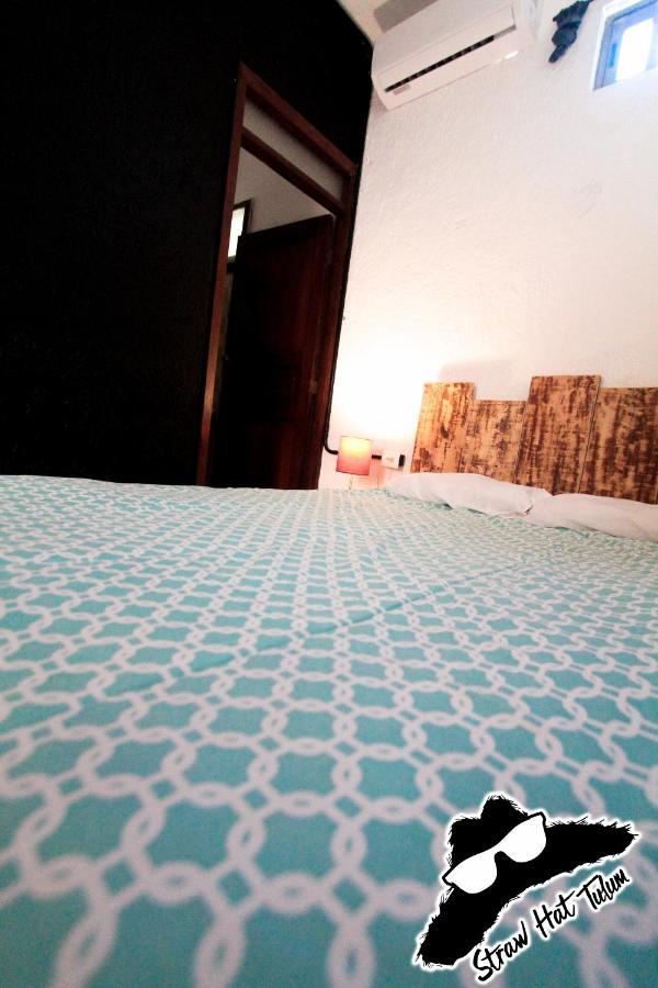 Straw Hat Hostel & Rooftop Bar Тулум Екстериор снимка