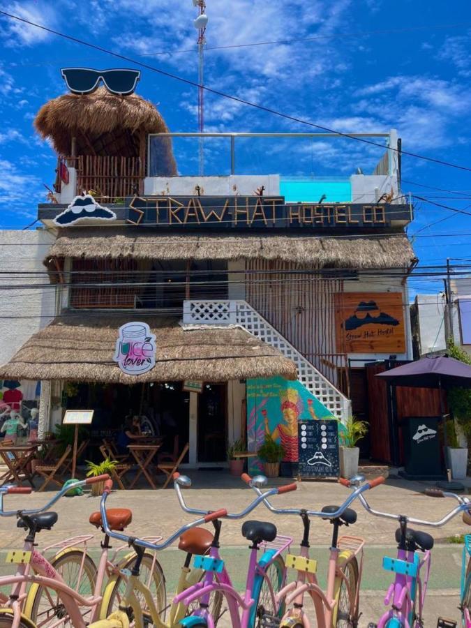 Straw Hat Hostel & Rooftop Bar Тулум Екстериор снимка